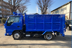 2トントラック×2台